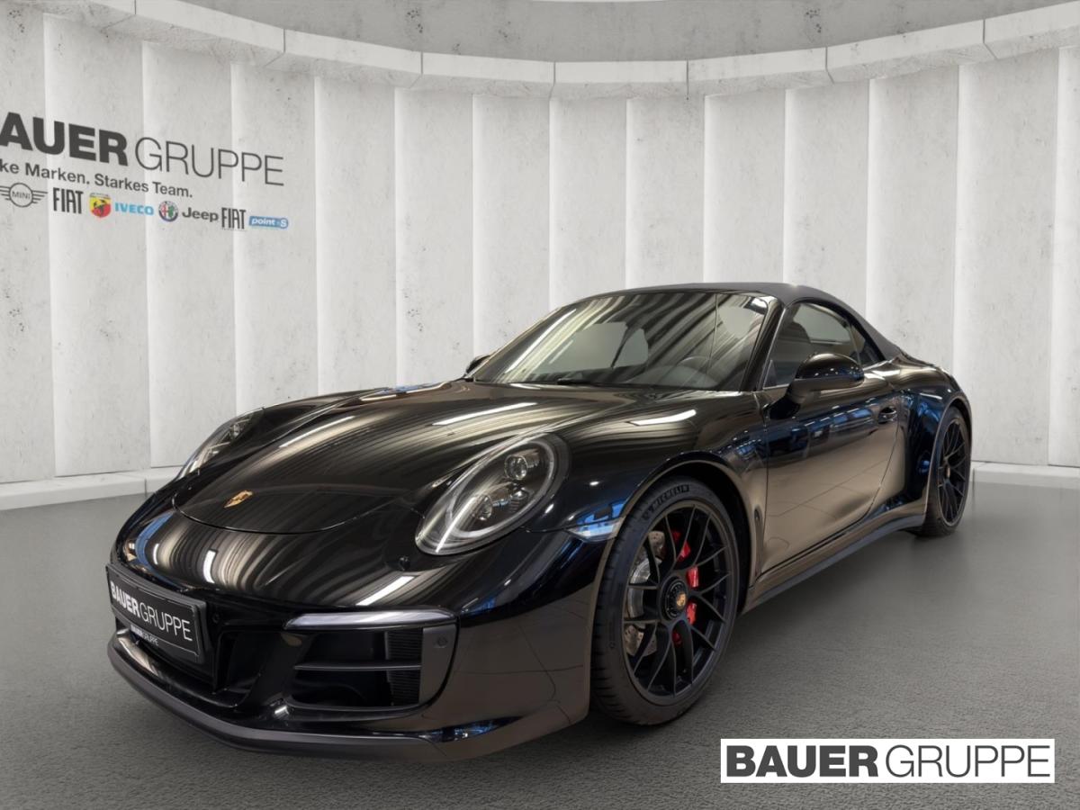 PORSCHE 991 in Schwarz von vorne PORSCHE 991 in Schwarz von vorne