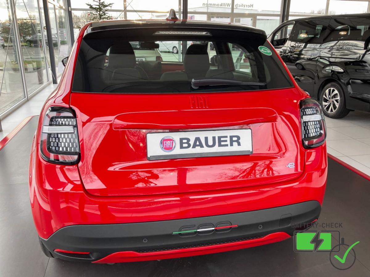 Originalaufnahme des Fahrzeugs Originalaufnahme des Fahrzeugs
