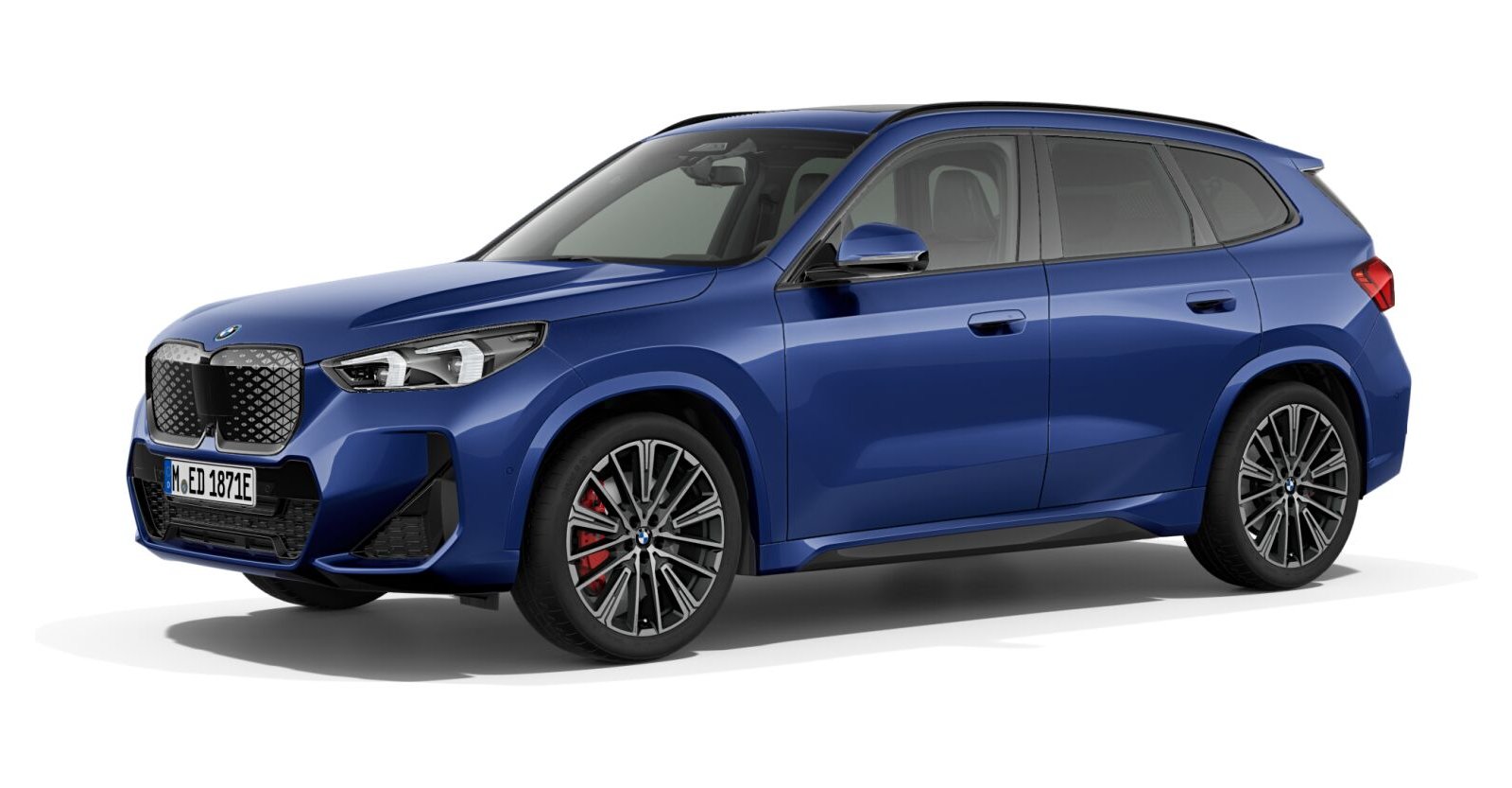 BMW iX1 xDrive30 in Blau von vorne BMW iX1 xDrive30 in Blau von vorne