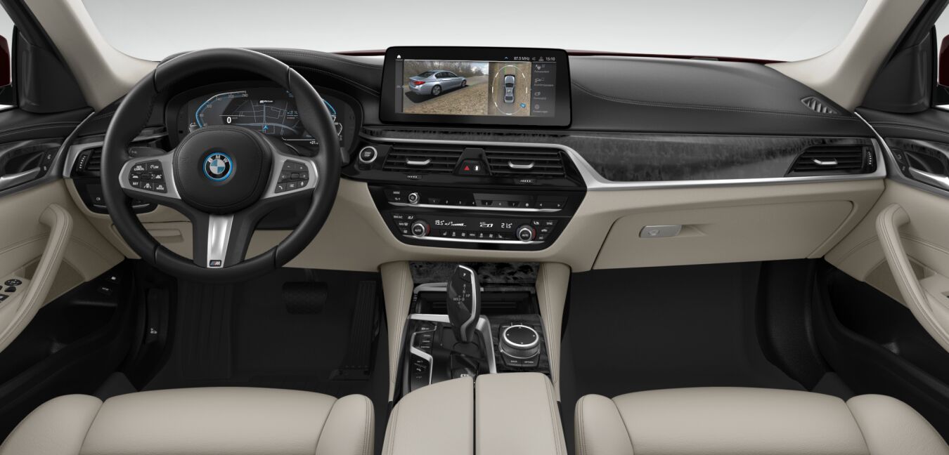 BMW BMW 5er im Innenraum von vorne BMW BMW 5er im Innenraum von vorne