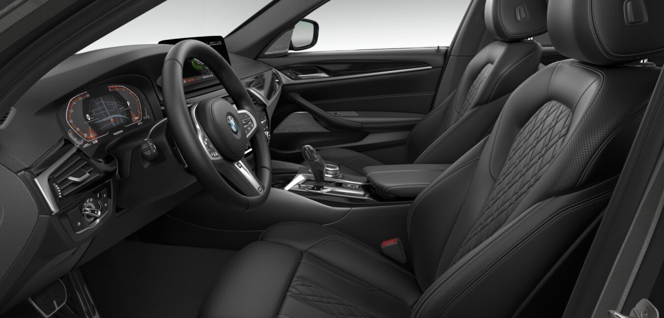 BMW BMW 5er im Innenraum seitlich BMW BMW 5er im Innenraum seitlich