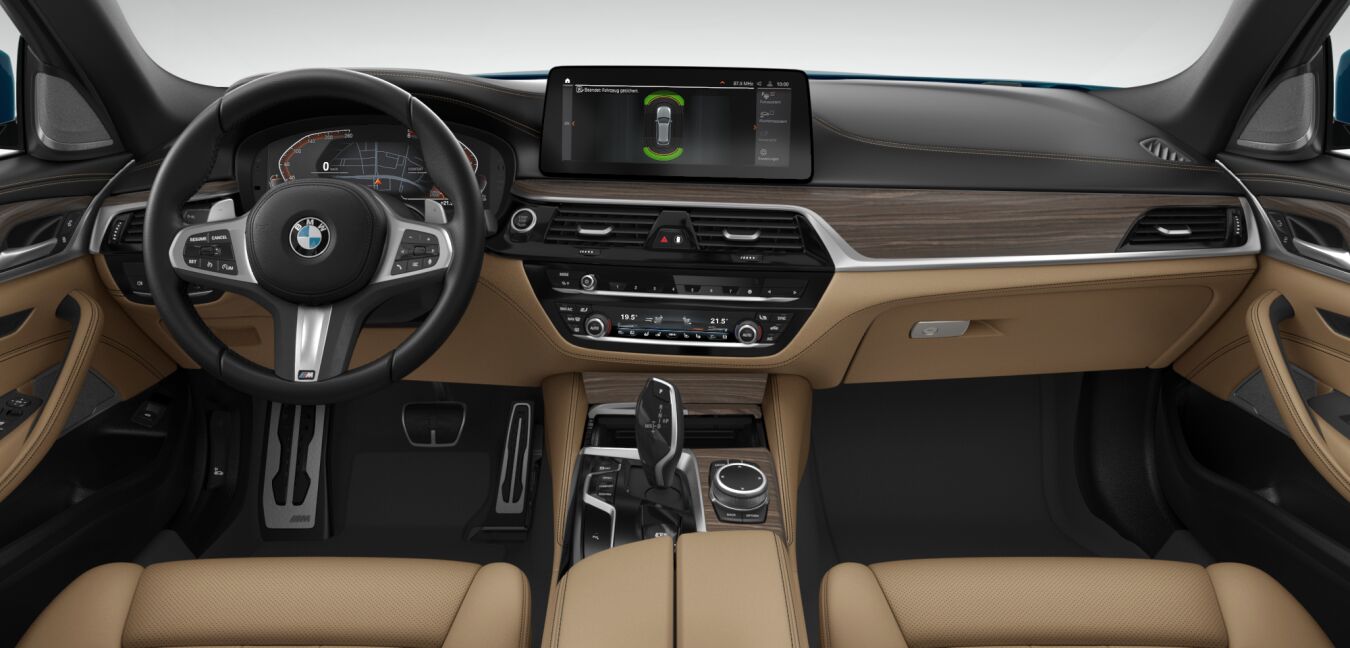 BMW BMW 5er im Innenraum von vorne BMW BMW 5er im Innenraum von vorne