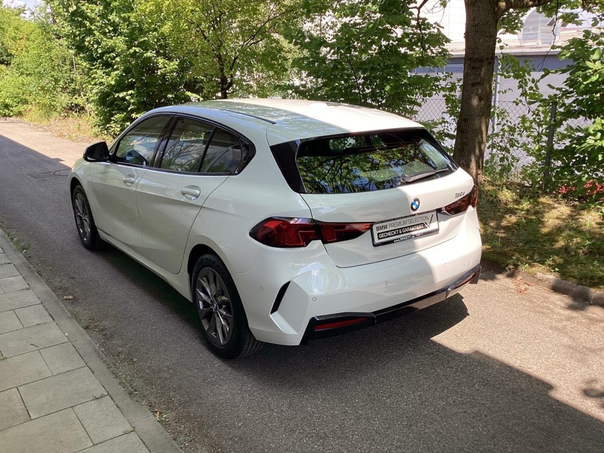 Originalaufnahme des Fahrzeugs Originalaufnahme des Fahrzeugs