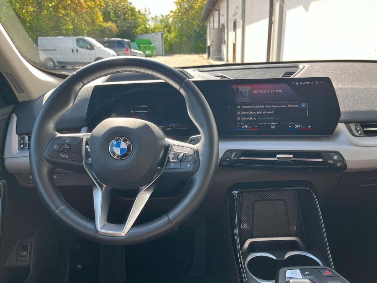 Originalaufnahme des Fahrzeugs Originalaufnahme des Fahrzeugs