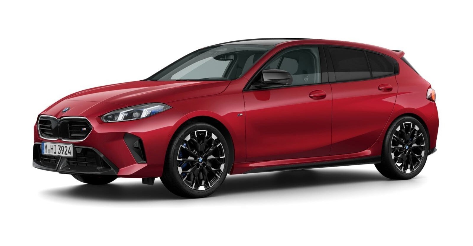 BMW M135 xDrive in Rot von vorne BMW M135 xDrive in Rot von vorne