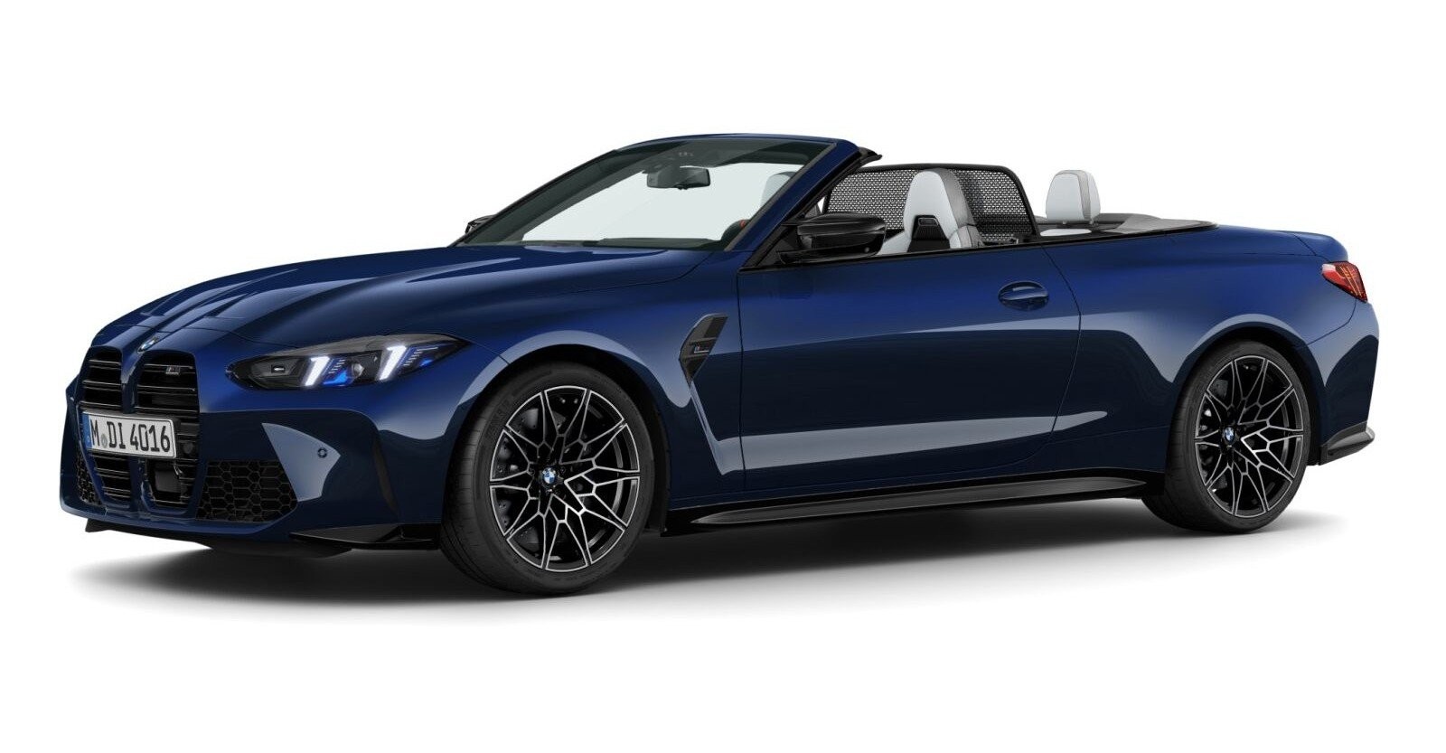 BMW M4 Competition Cabrio mit M xDrive in Blau von vorne BMW M4 Competition Cabrio mit M xDrive in Blau von vorne