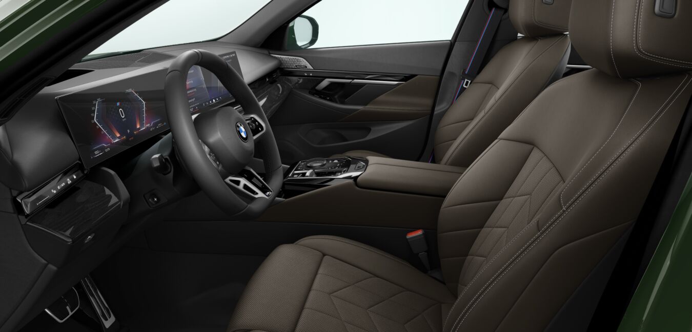 BMW BMW 5er im Innenraum seitlich BMW BMW 5er im Innenraum seitlich