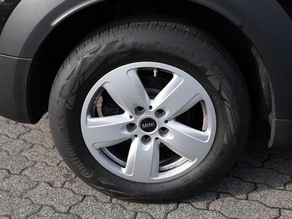 Originalaufnahme des Fahrzeugs Originalaufnahme des Fahrzeugs