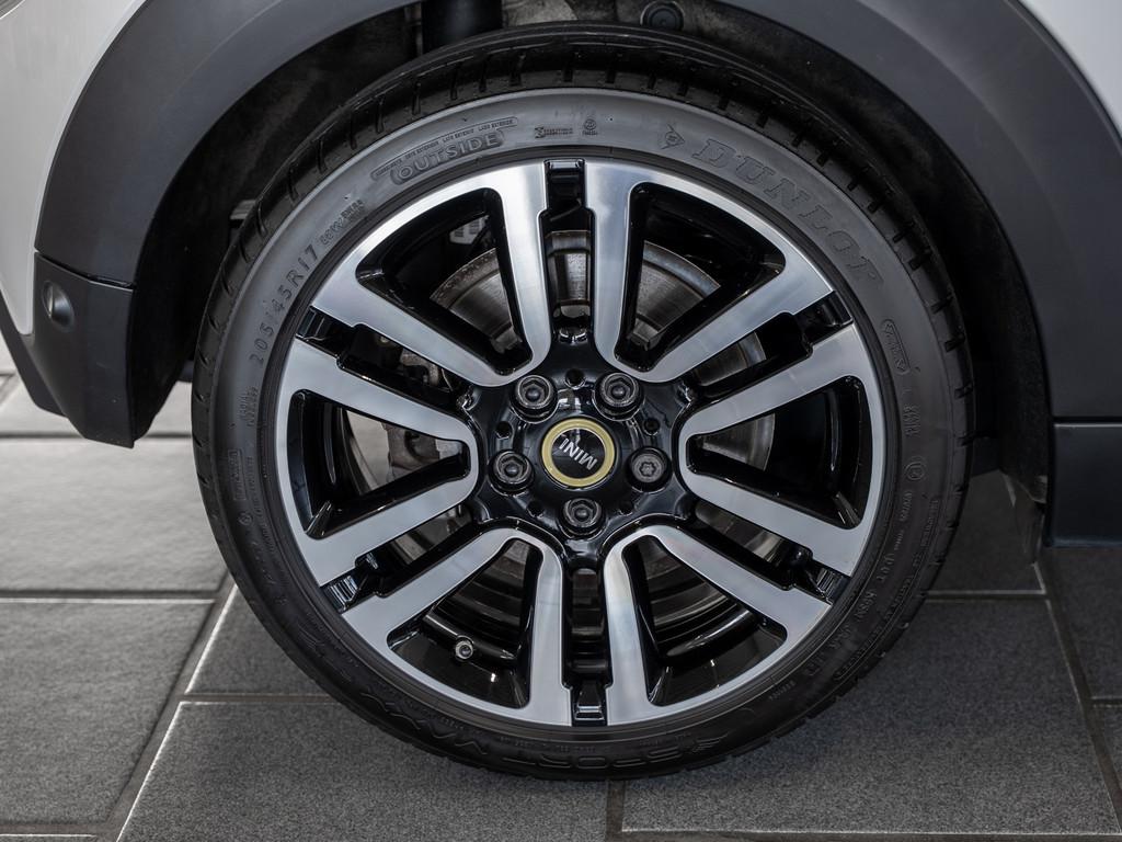 Originalaufnahme des Fahrzeugs Originalaufnahme des Fahrzeugs
