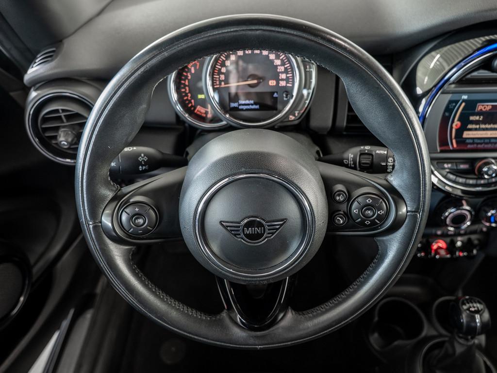 Originalaufnahme des Fahrzeugs Originalaufnahme des Fahrzeugs