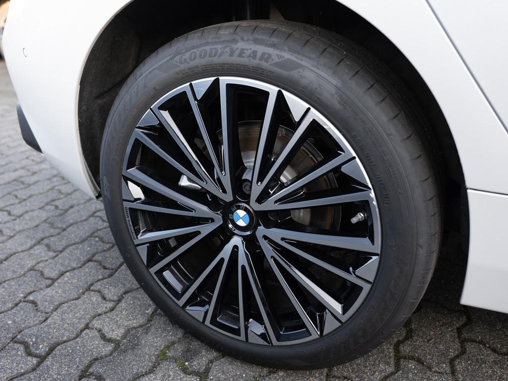 Originalaufnahme des Fahrzeugs