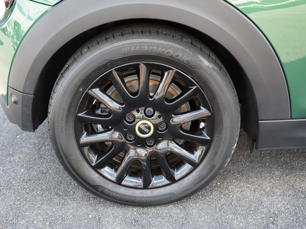 Originalaufnahme des Fahrzeugs