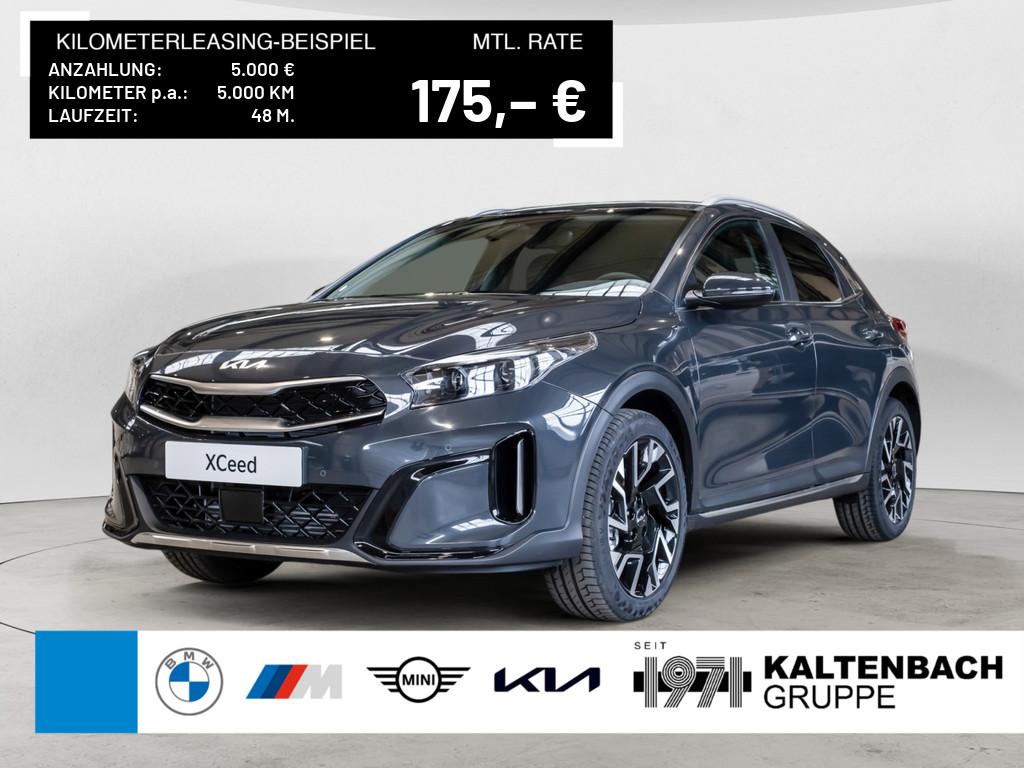 KIA Xceed 1.5 T-GDI Platinum in Grau von vorne KIA Xceed 1.5 T-GDI Platinum in Grau von vorne