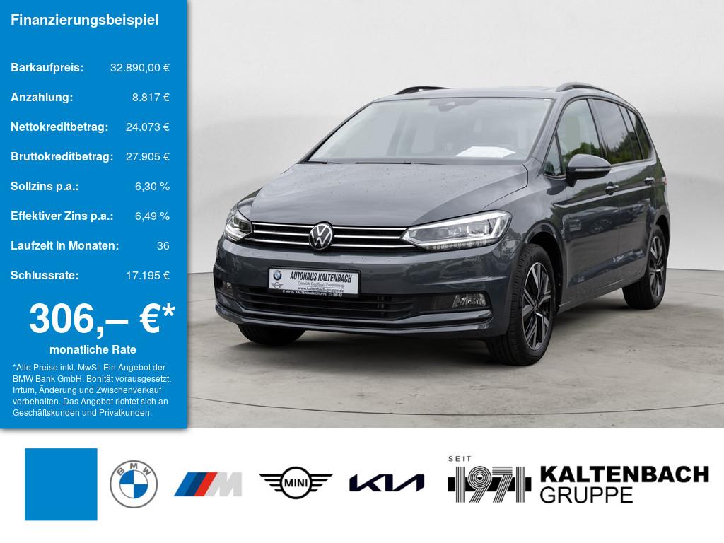 VW Touran 1.5 TSI Comfortline in Grau von vorne