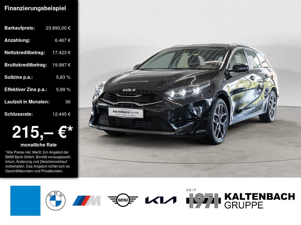 KIA Ceed_SW 1.5 T-GDI Spirit in Schwarz von vorne KIA Ceed_SW 1.5 T-GDI Spirit in Schwarz von vorne