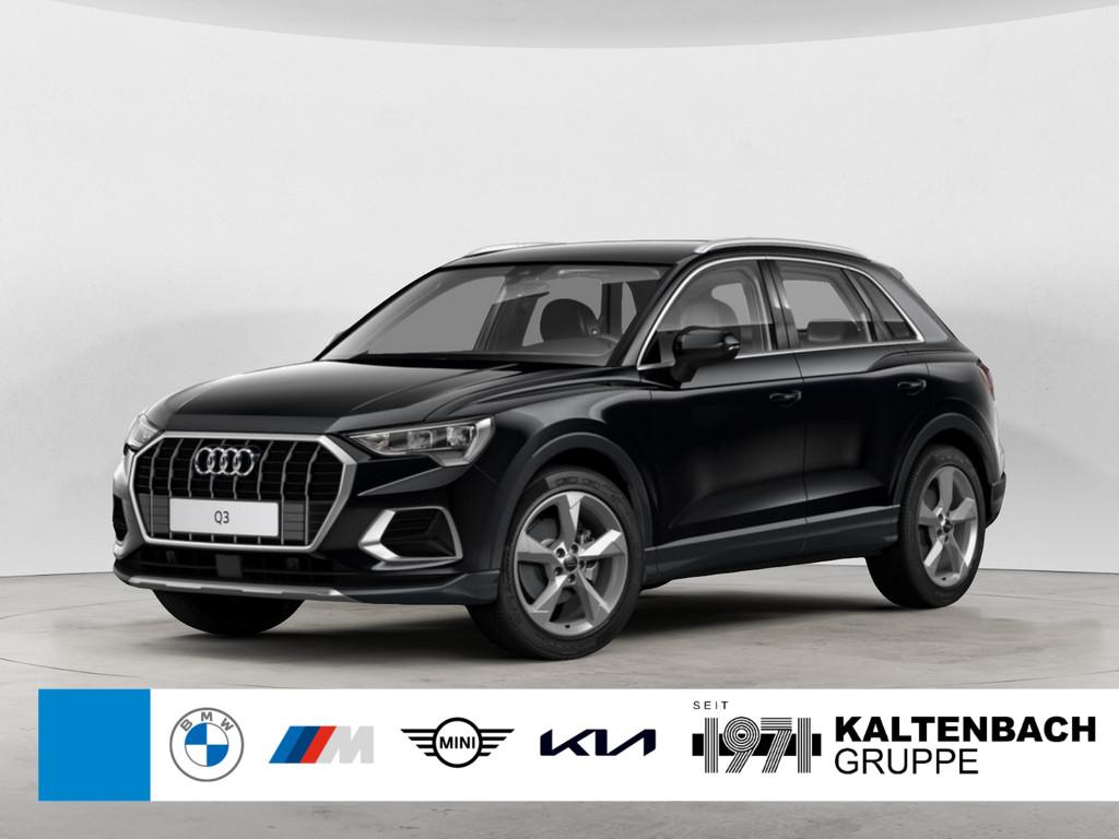 AUDI Q3 35 TFSI advanced in Schwarz von vorne AUDI Q3 35 TFSI advanced in Schwarz von vorne