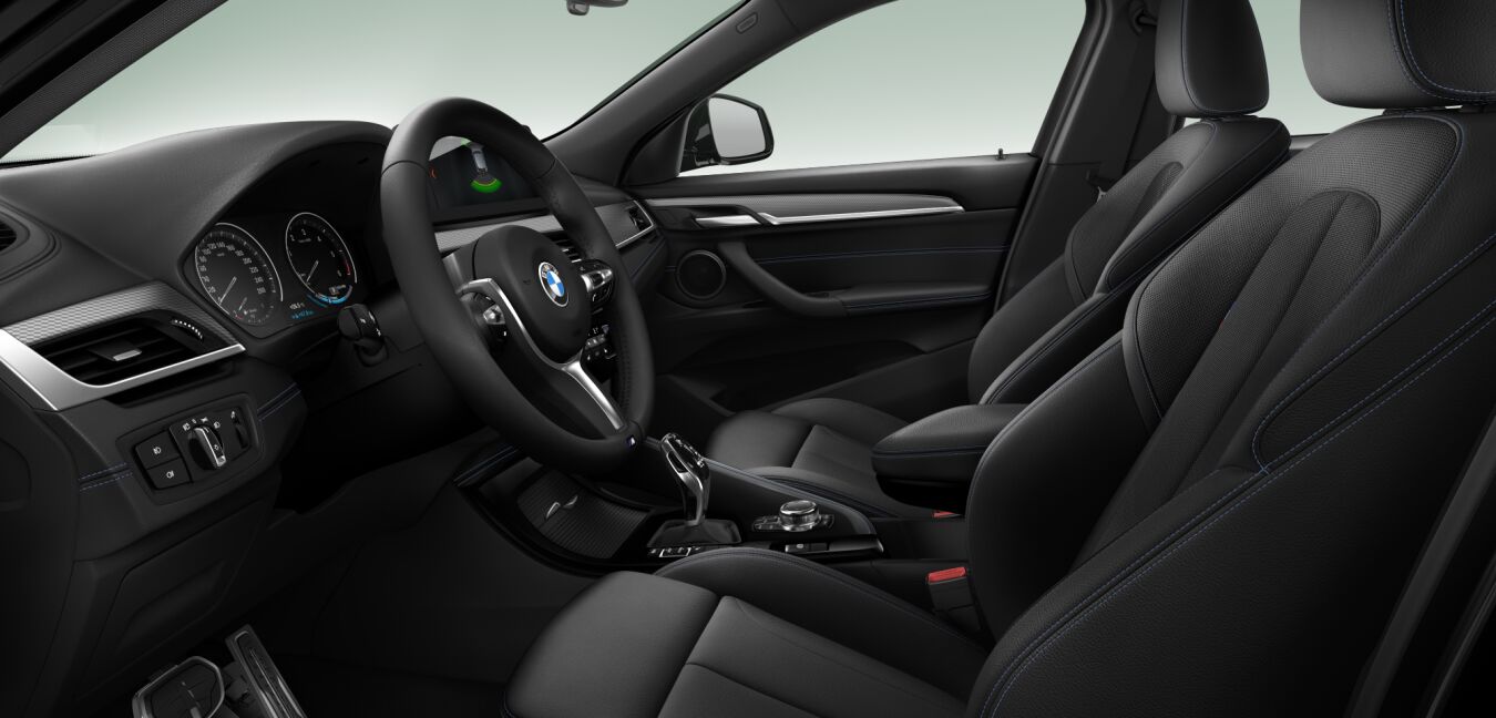 BMW BMW X im Innenraum seitlich BMW BMW X im Innenraum seitlich