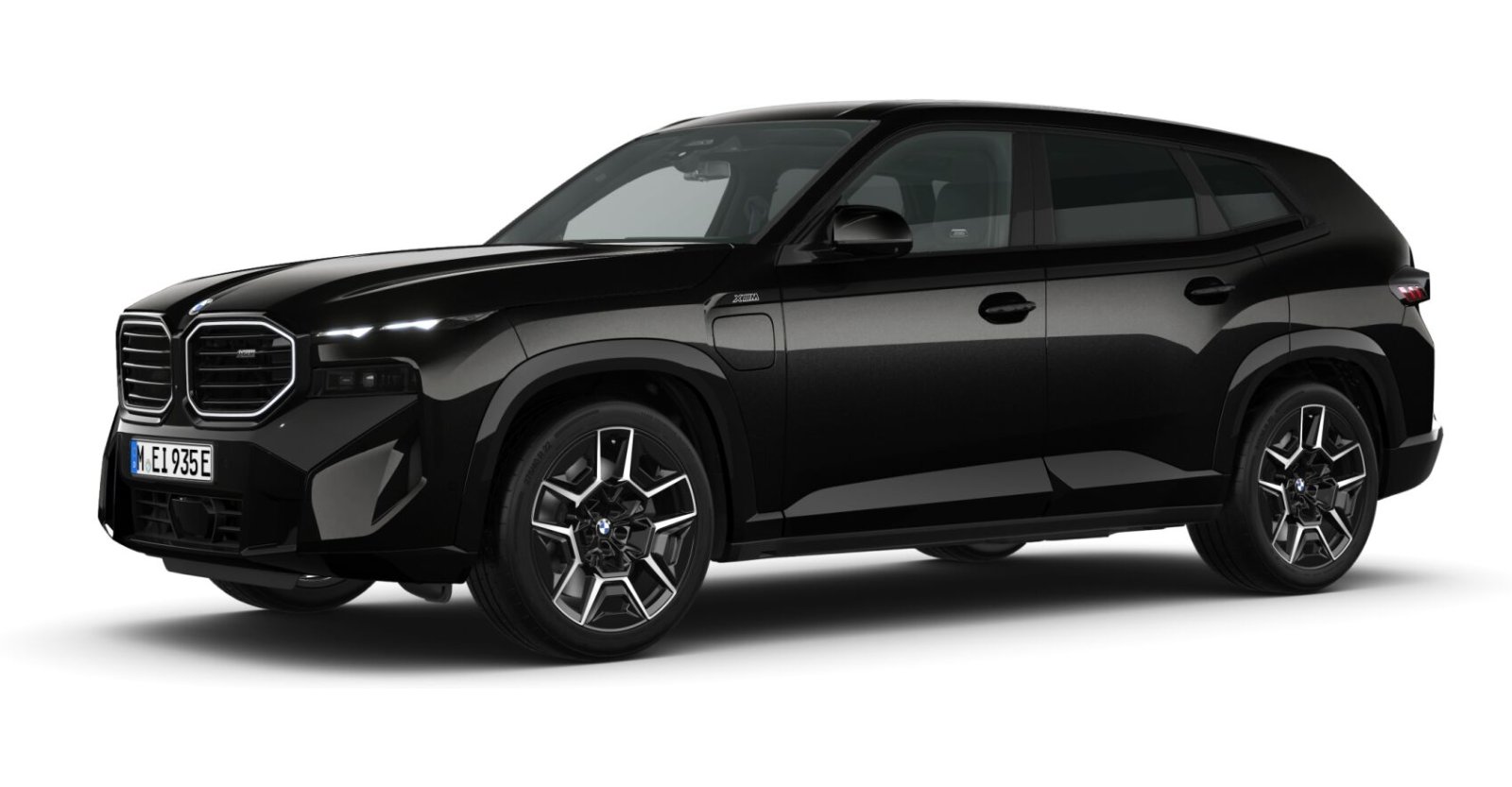 BMW XM 50e in Schwarz von vorne BMW XM 50e in Schwarz von vorne