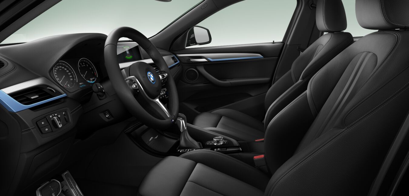 BMW BMW X im Innenraum seitlich