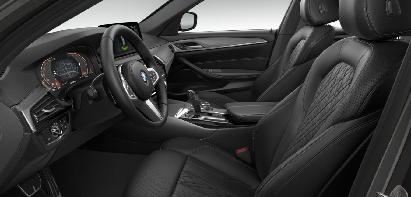 BMW BMW 5er im Innenraum seitlich BMW BMW 5er im Innenraum seitlich