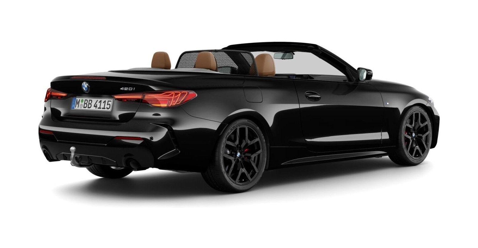 BMW BMW 4er in Schwarz von hinten