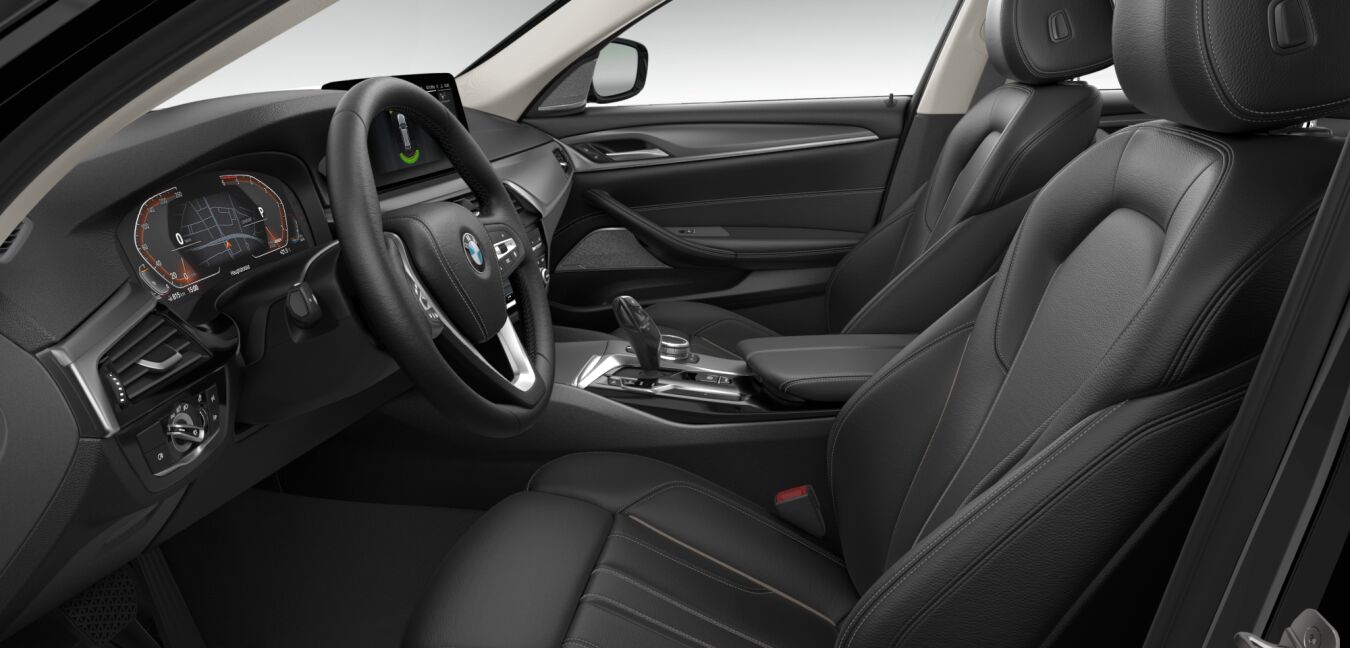 BMW BMW 5er im Innenraum seitlich BMW BMW 5er im Innenraum seitlich