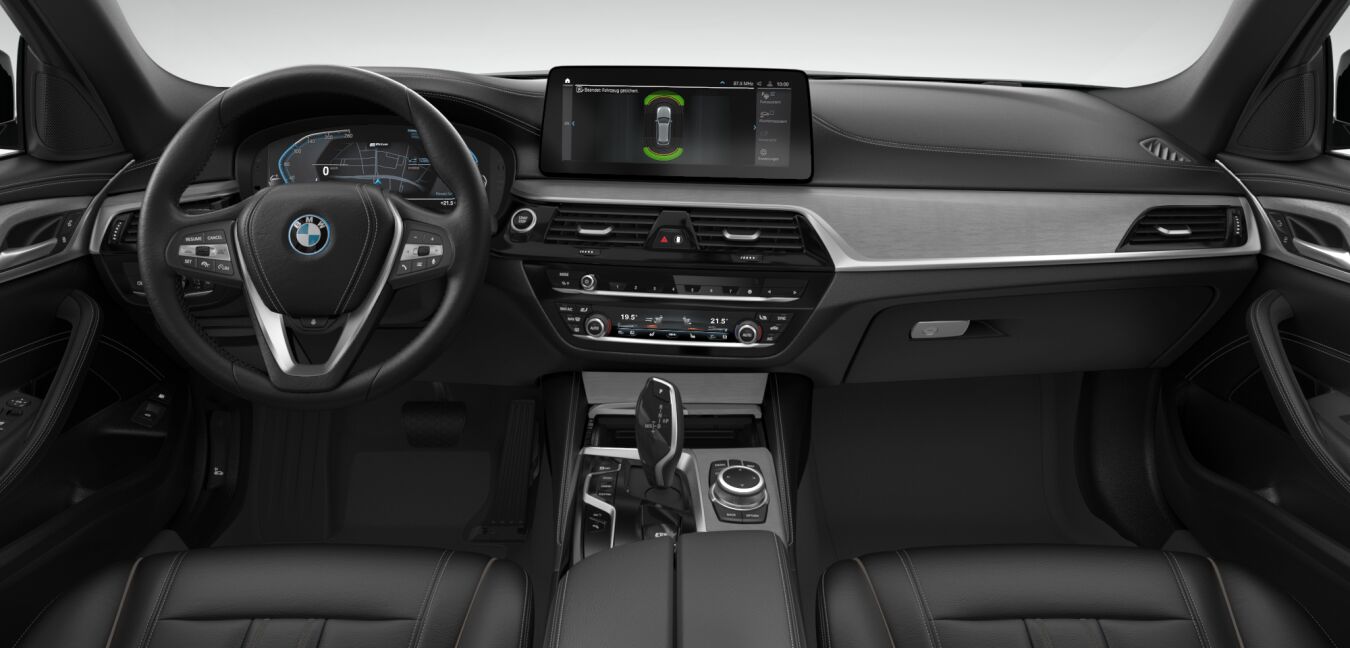 BMW BMW 5er im Innenraum von vorne BMW BMW 5er im Innenraum von vorne
