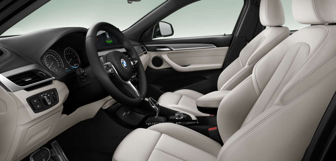 BMW BMW X im Innenraum seitlich BMW BMW X im Innenraum seitlich
