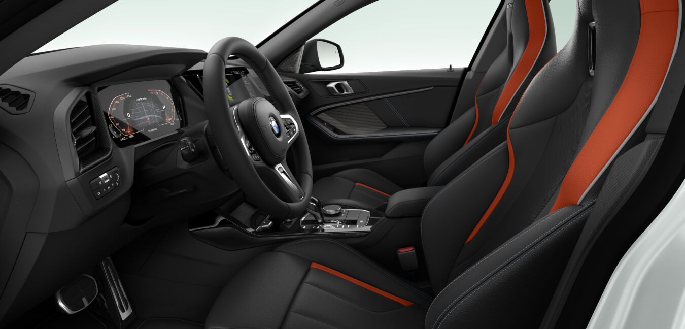 BMW BMW 2er im Innenraum seitlich BMW BMW 2er im Innenraum seitlich