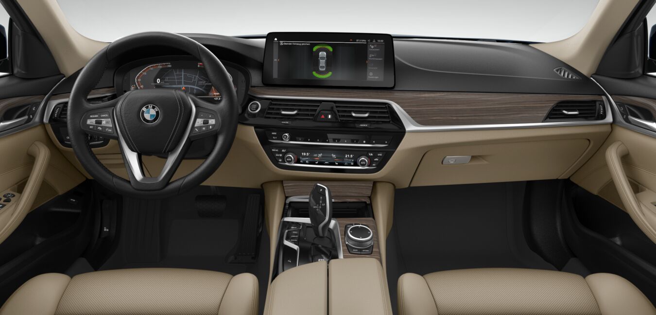 BMW BMW 5er im Innenraum von vorne BMW BMW 5er im Innenraum von vorne