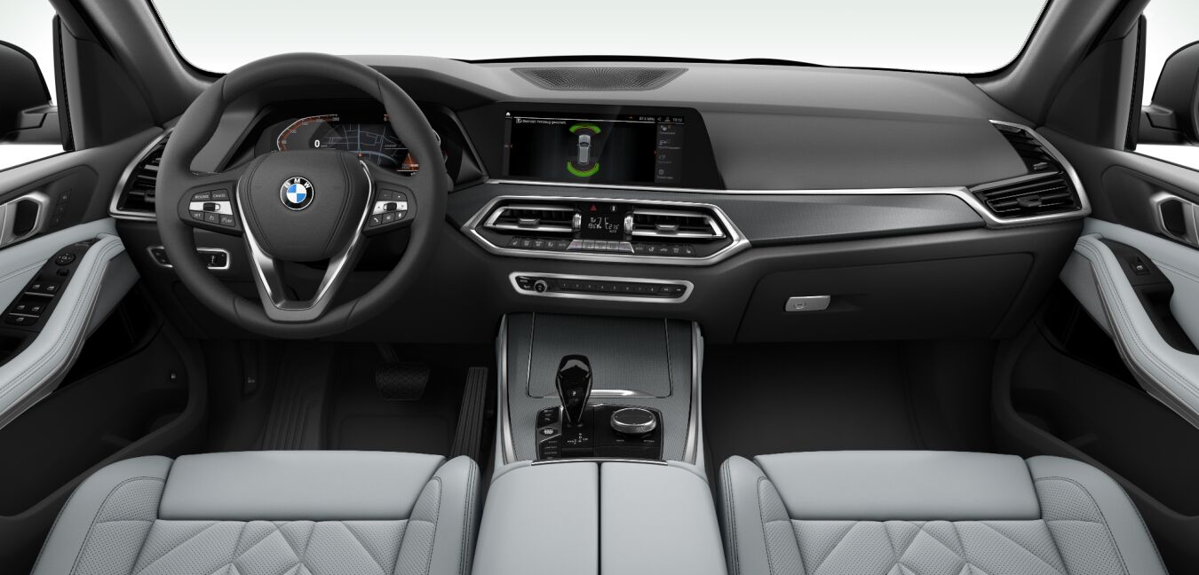 BMW BMW X im Innenraum von vorne
