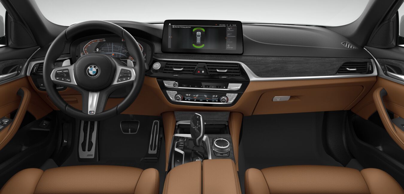 BMW BMW 5er im Innenraum von vorne BMW BMW 5er im Innenraum von vorne