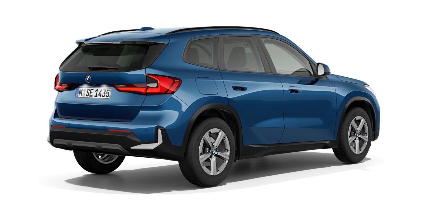BMW BMW X in Blau von hinten