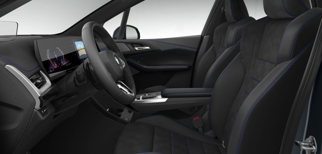 BMW BMW 2er im Innenraum seitlich BMW BMW 2er im Innenraum seitlich