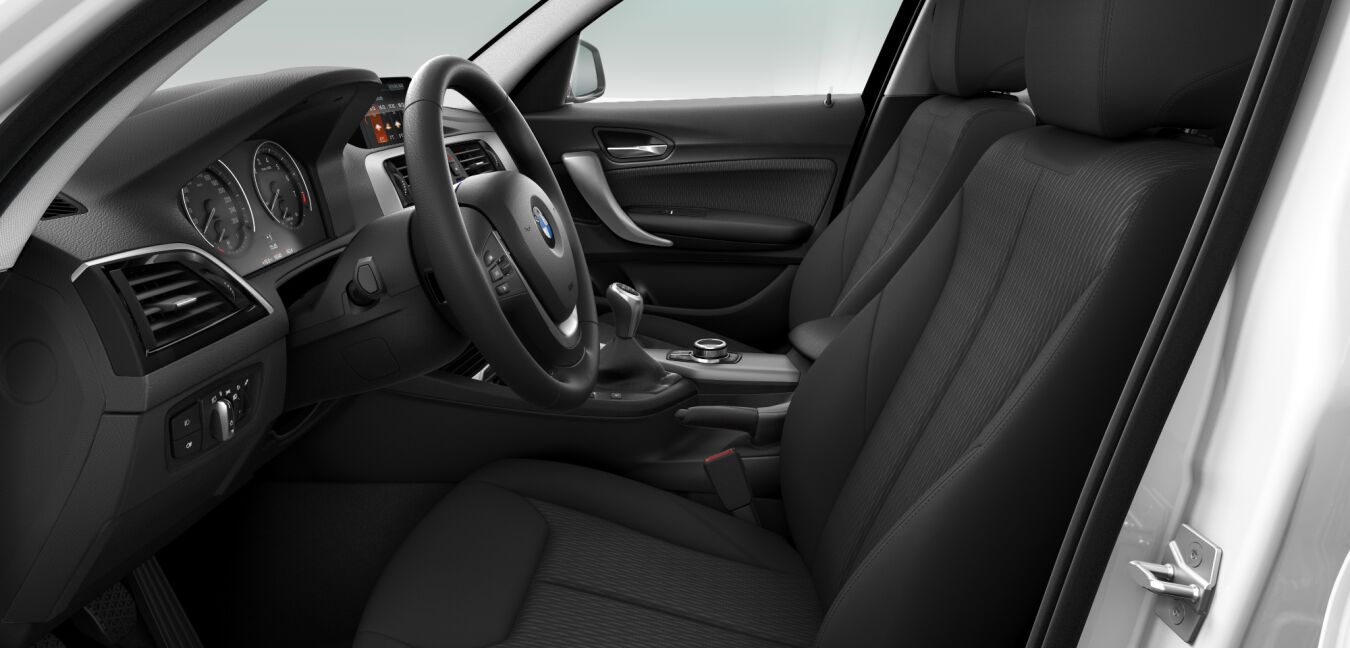 BMW BMW 1er im Innenraum seitlich BMW BMW 1er im Innenraum seitlich