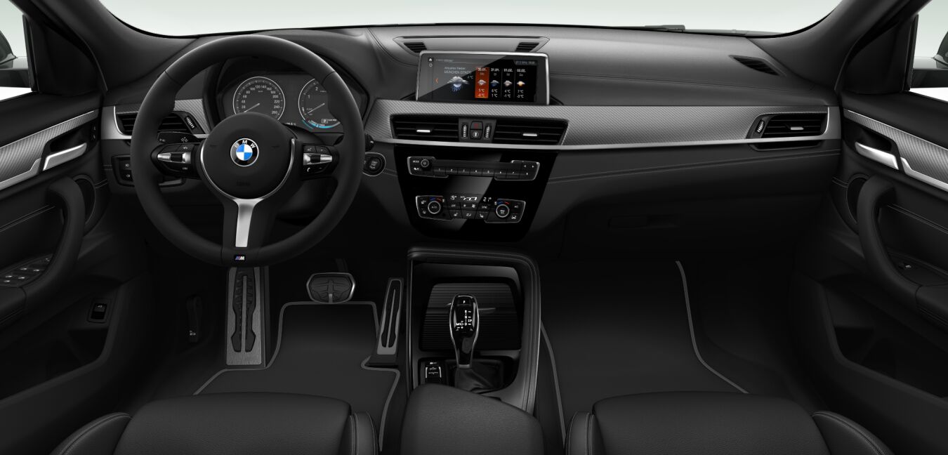 BMW BMW X im Innenraum von vorne