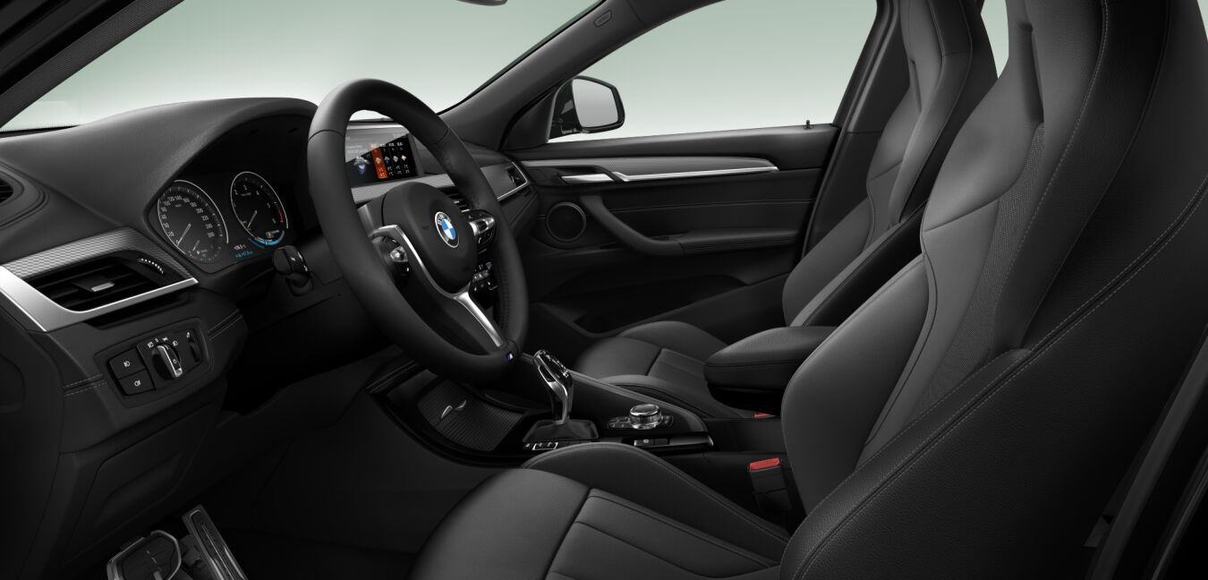 BMW BMW X im Innenraum seitlich