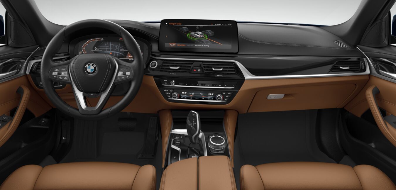 BMW BMW 5er im Innenraum von vorne BMW BMW 5er im Innenraum von vorne