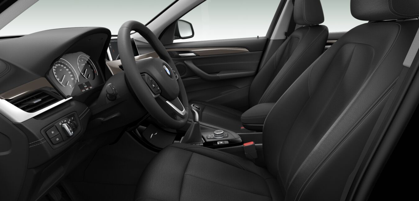 BMW BMW X im Innenraum seitlich BMW BMW X im Innenraum seitlich