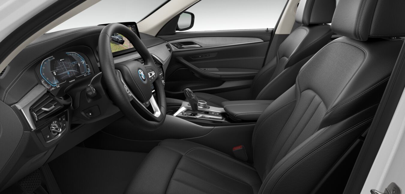 BMW BMW 5er im Innenraum seitlich
