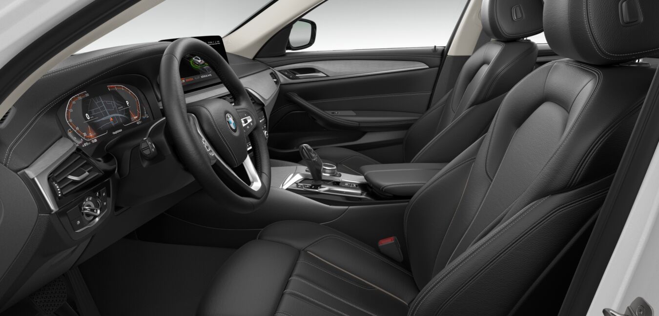 BMW BMW 5er im Innenraum seitlich BMW BMW 5er im Innenraum seitlich