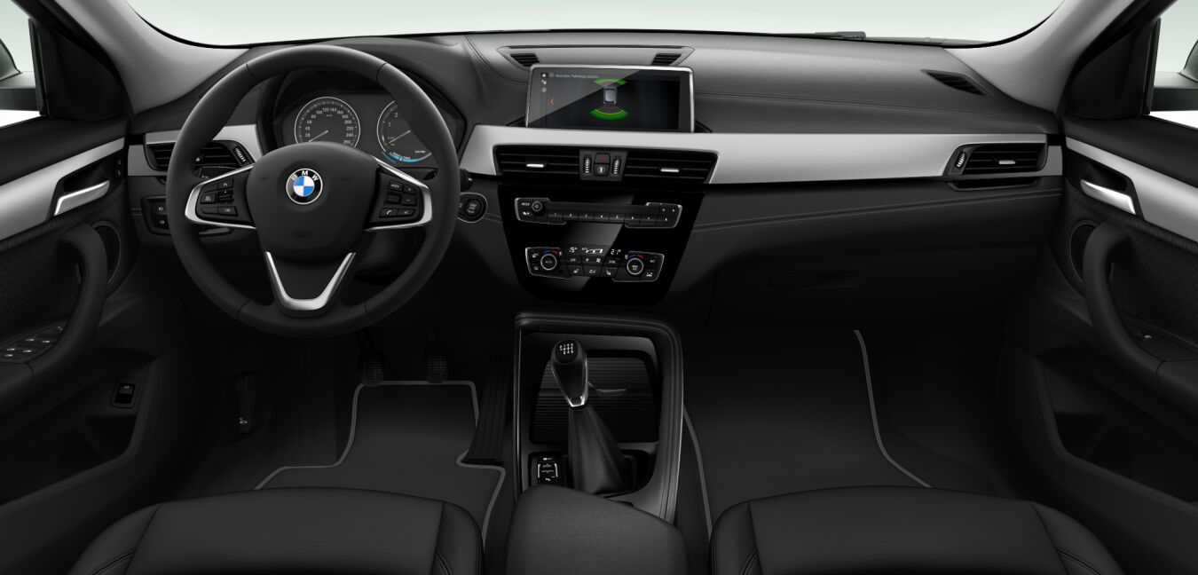 BMW BMW X im Innenraum von vorne