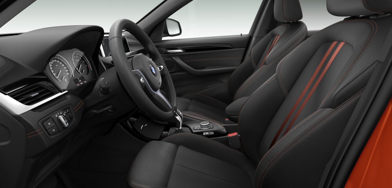 BMW BMW X im Innenraum seitlich