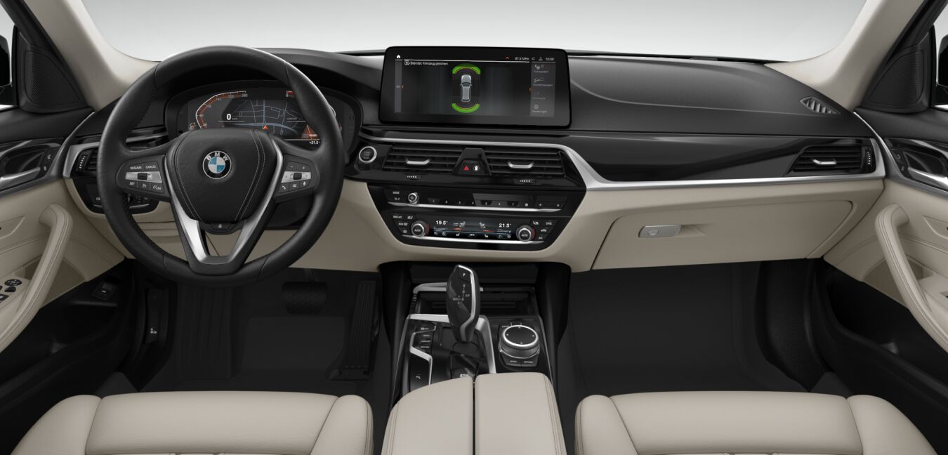 BMW BMW 5er im Innenraum von vorne BMW BMW 5er im Innenraum von vorne