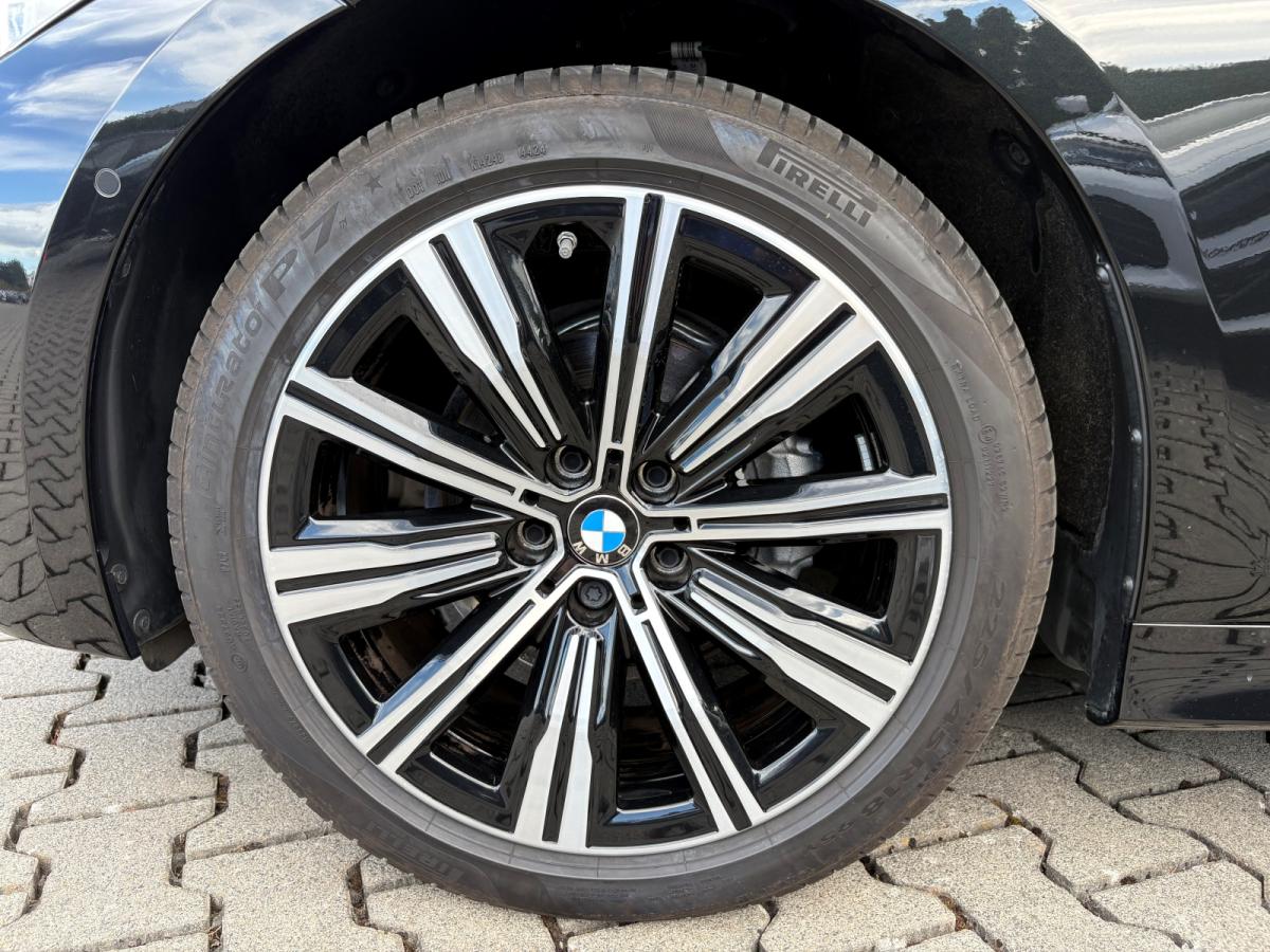Originalaufnahme des Fahrzeugs