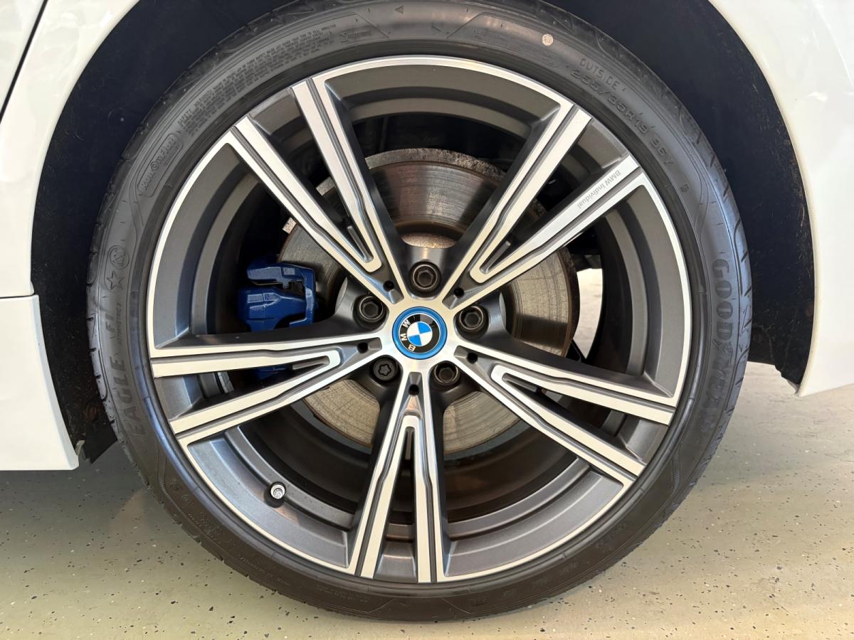 Originalaufnahme des Fahrzeugs Originalaufnahme des Fahrzeugs