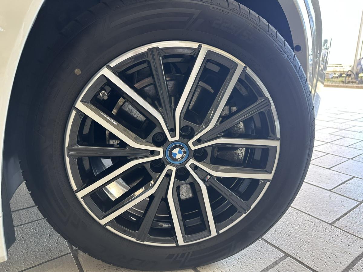 Originalaufnahme des Fahrzeugs