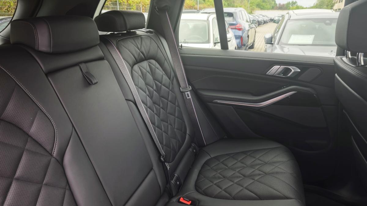 Originalaufnahme des Fahrzeugs Originalaufnahme des Fahrzeugs