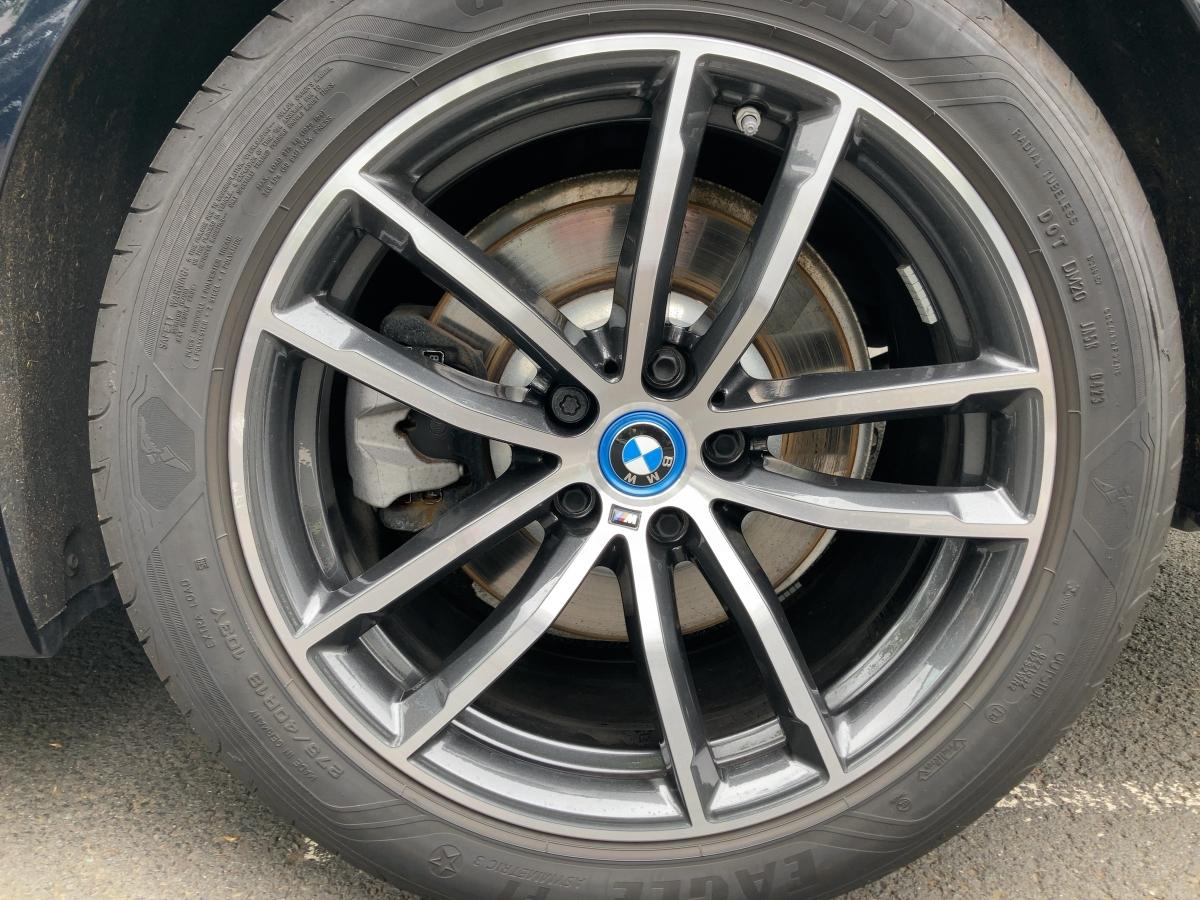 Originalaufnahme des Fahrzeugs Originalaufnahme des Fahrzeugs