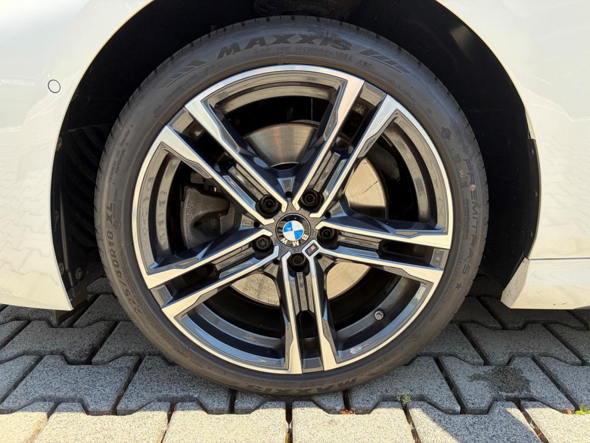 Originalaufnahme des Fahrzeugs Originalaufnahme des Fahrzeugs
